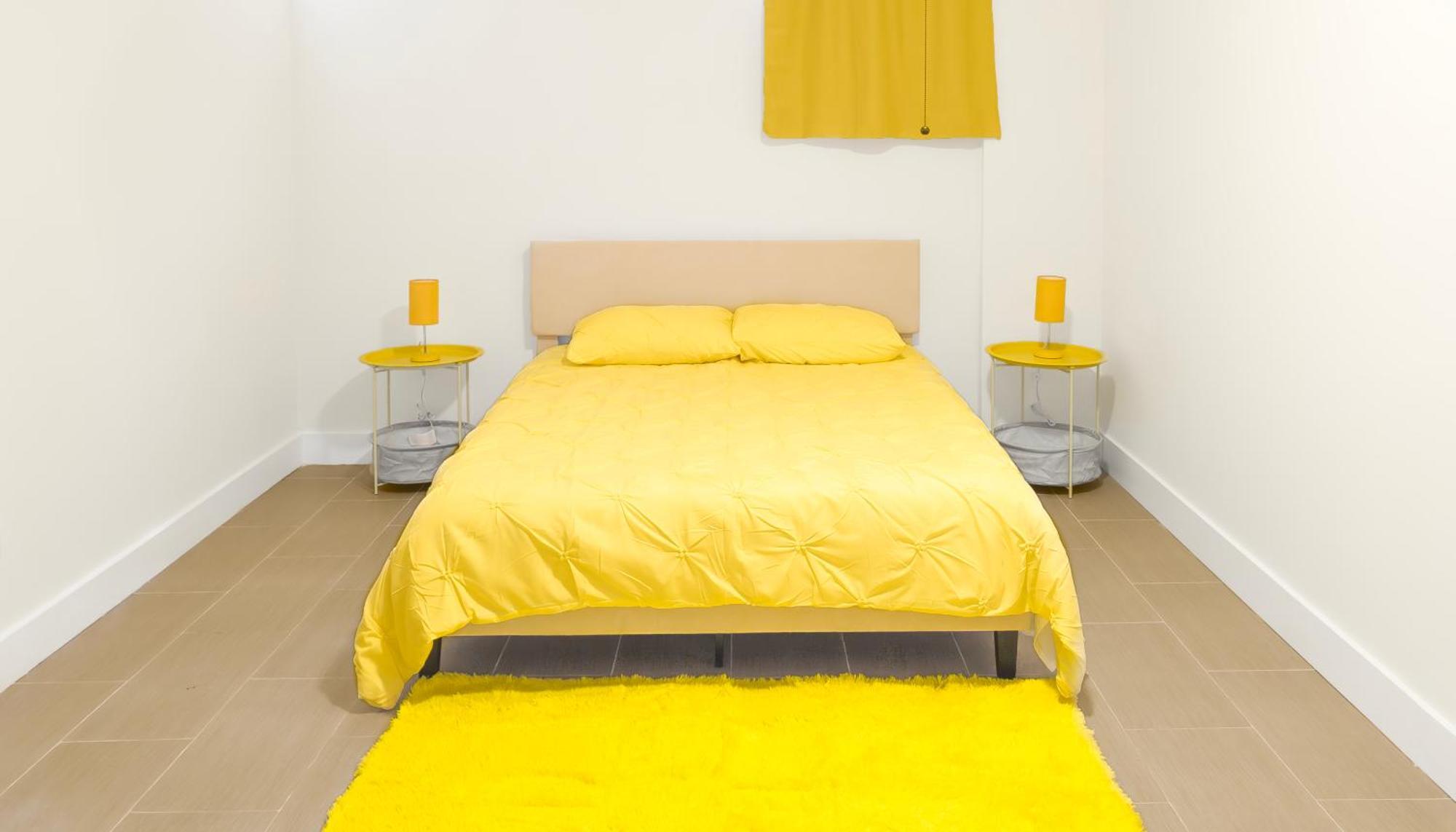 Homestay Yellow2 Sunrise Brooklyn Retreat New York