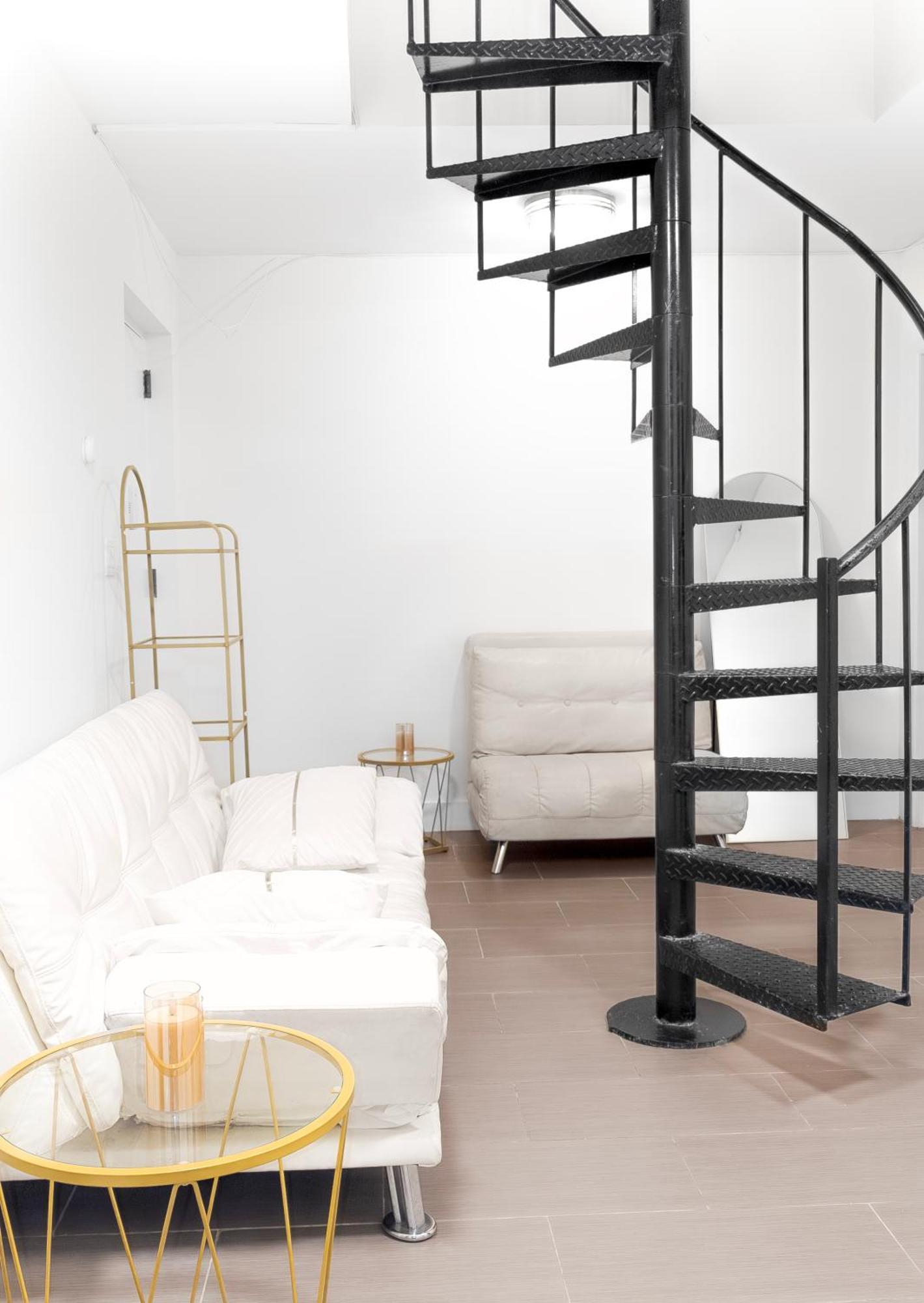 Homestay Yellow2 Sunrise Brooklyn Retreat New York